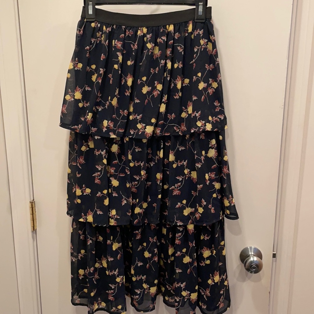 Floral tiered skirt